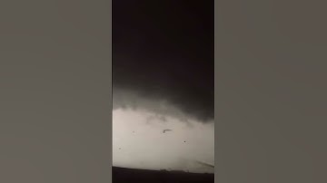 Welcome to full-blown #tornado intercept mode with Team Dominator