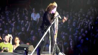 Download Lagu Aerosmith - Falling In Love (Is Hard On The Knees) @ Paris Bercy MP3
