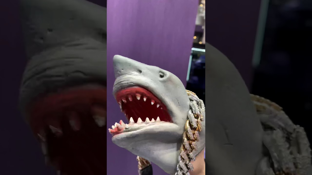 SHARK PUPPET GETS ICED OUT!!!!! - YouTube