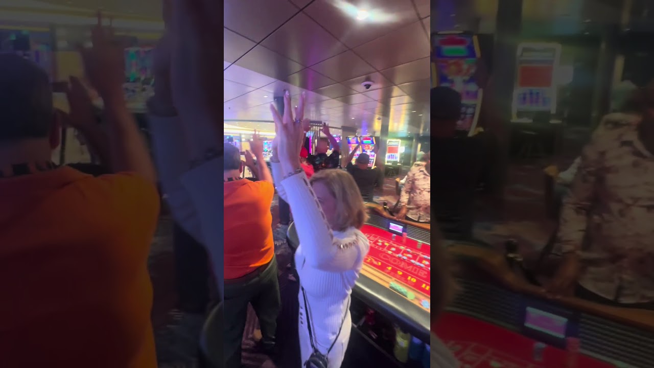 If you know…you know! #shorts #subscribe #cruise #craps #spin