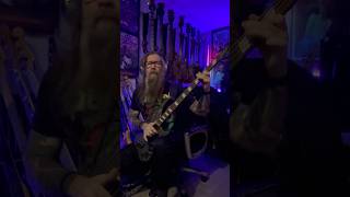 New riffs flowing 🤙🏻 #bassguitar #bassplayer #bassist @kellogc