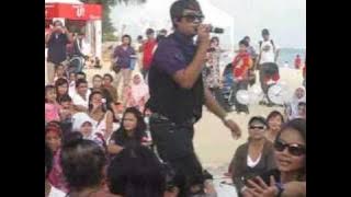 Izwan Pilus - Kembali Senyum @ Fiesta Suria