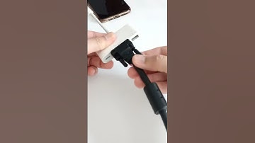 Unplug the VGA cable from the USB-C multi after removing the Lightning adapter on the iPhone #shorts