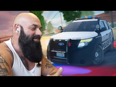 Видео: 🚔 Полицейский США смотрит ПОГОНИ в GTA SAMP!