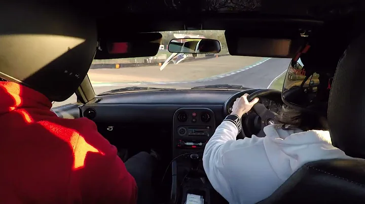 End of day bool with Damon | Brands Hatch Circuit