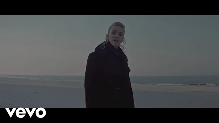Ana Diaz - 100