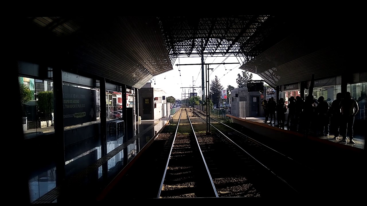 Tren Ligero L1 || Isla Raza (Hora Pico)