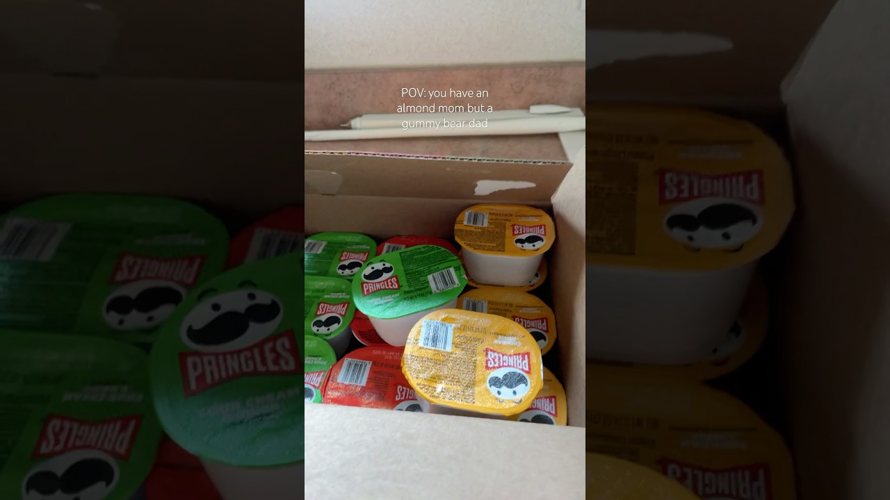 gummy bear dad vs almond mom 😭