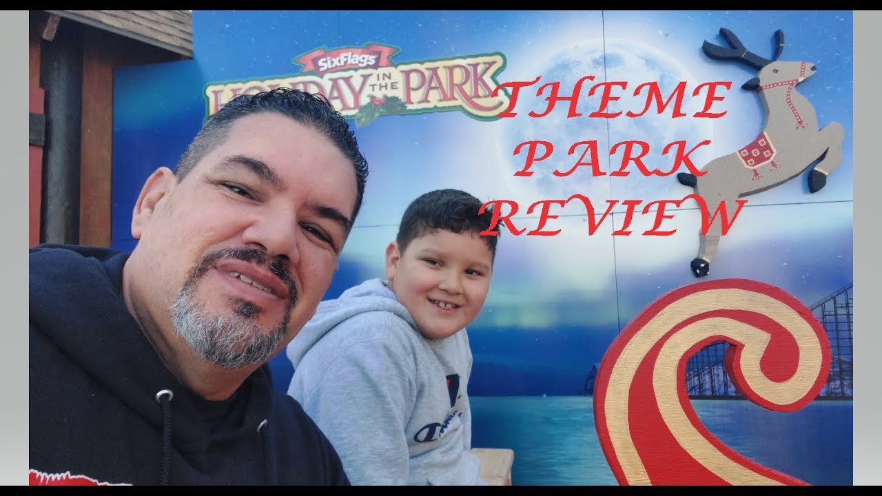 SIX FLAGS DISCOVERY KINGDOM , HOLIDAY IN THE PARK , VALLEJO CALIFORNIA . 