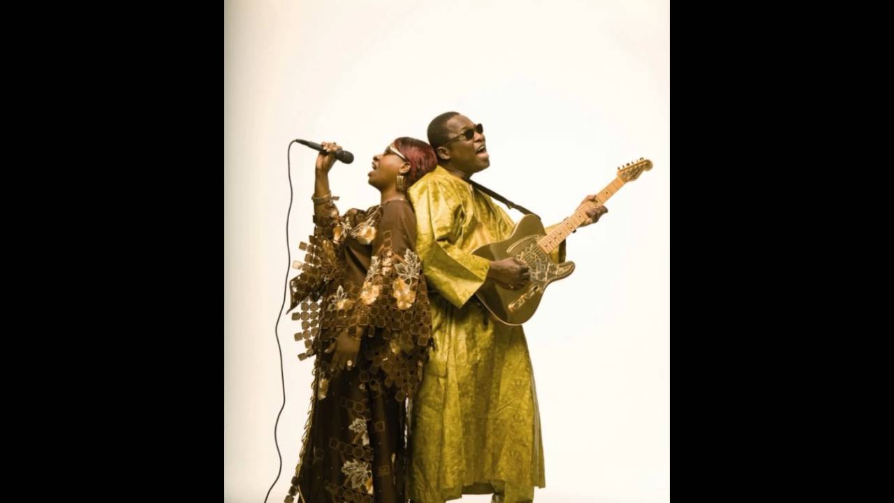Mira Amadou & Mariam - Laban en YouTube Mira Amadou & Mariam - Laban en YouTube
