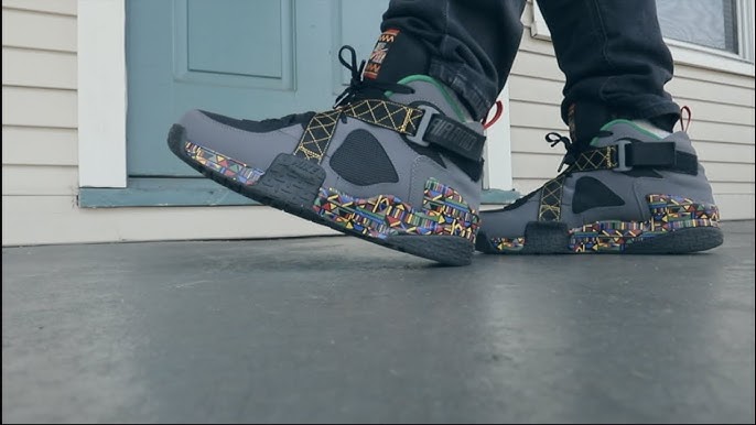 nike air raid on feet