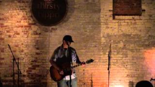 David Doondero live @ The Thirsty Hippo: One Legged Man walking 3 Legged Dog