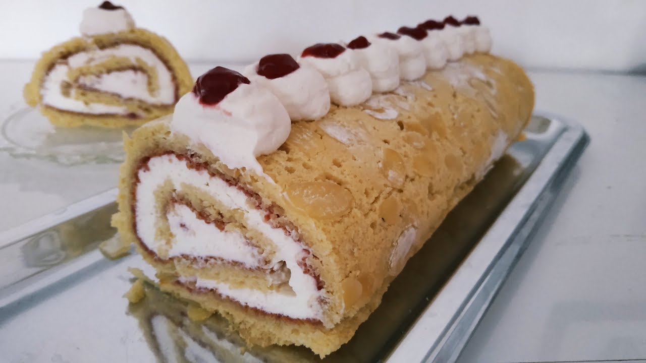 Biscuit Roule Avec Des Blancs D œufs Sans Torchon Humide Youtube