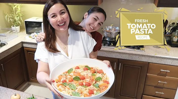 COOKING FRESH TOMATO PASTA WITH JULIA | Marjorie B...