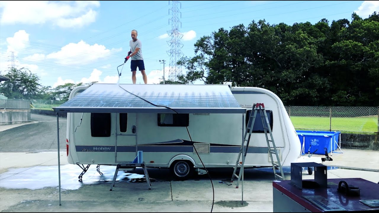 目を疑うカビだらけのオーニングを綺麗にできるか？