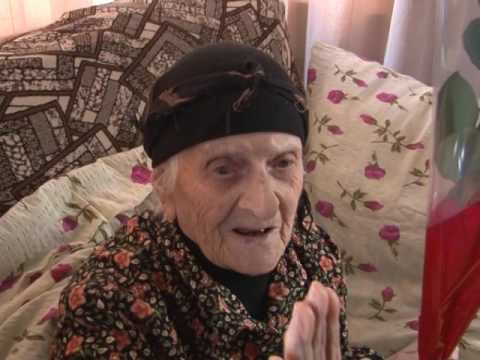 ფოთის მერმა და საკრებულოს თავჯდომარემ ქალბატონებს 3 მარტი მიულოცეს03.03.17