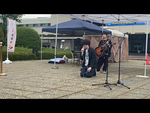 天才ロックシンガー、地元ライブでの貴重なパフォーマンスの映像【八戸　青空マーケット】