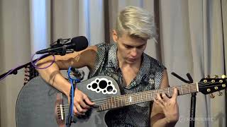 Kaki King — &#39;Magazine,&#39; Live on Soundcheck