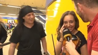 Video thumbnail of "Mägo de Oz sorprende a Ana en el Metro de Madrid | #TeleMadrid (12/07/19)"
