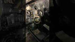 How to change the seal on a power steering gearbox on a W900.