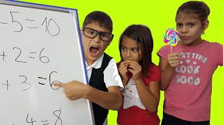 Fındıklar. Mikail Elis Ve Meryem Okul Oynuyorlar. Mikail Öğretmen Oldu