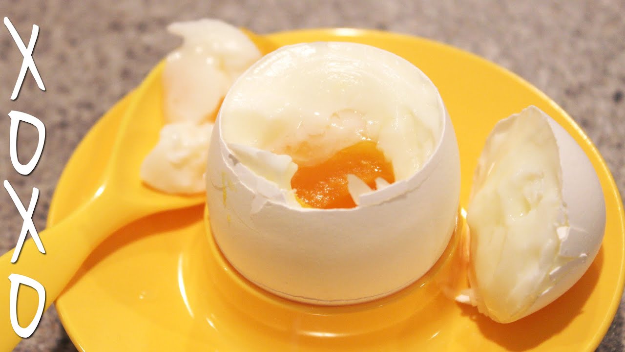 How to Eat Soft Boiled Eggs! 