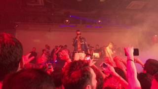 ACHILLE LAURO - OCCHIALI DA DONNA live ROMA 22/4