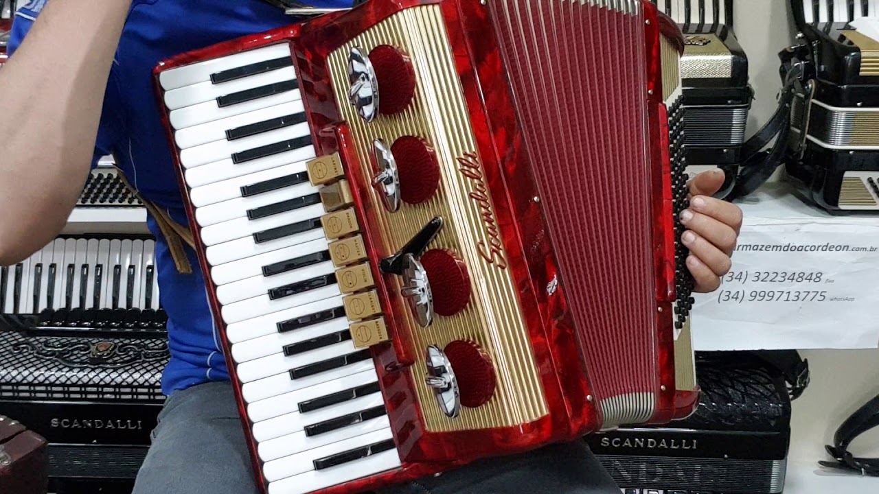 (VENDIDA) Acordeon 80 baixos Scandalli Italiana linda