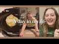 Getting My Sabrina Carpenter Splits | Vlog