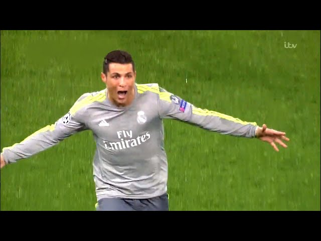 Cristiano Ronaldo Amazing Goal vs AS Roma 2015/2016 animated gif