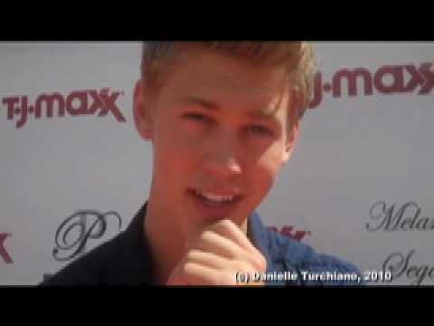 A few minutes with Austin Butler, 'Life Unexpected'