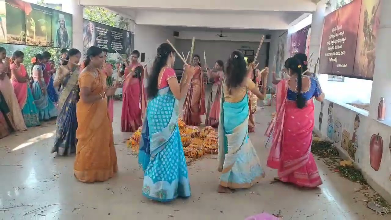 bathukamma celebrations 2024//Thapovan High school