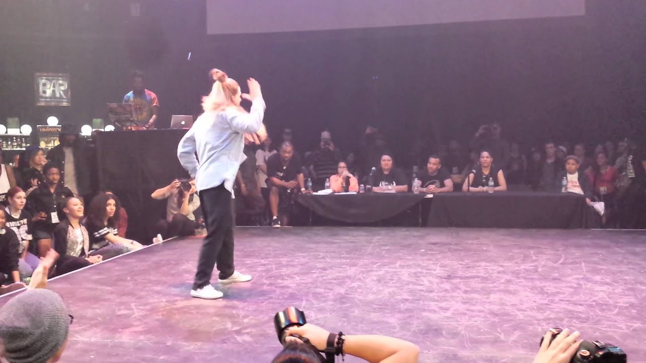 Bust-A-Move 11 | Rawss VS. Master Roshi | Top 16