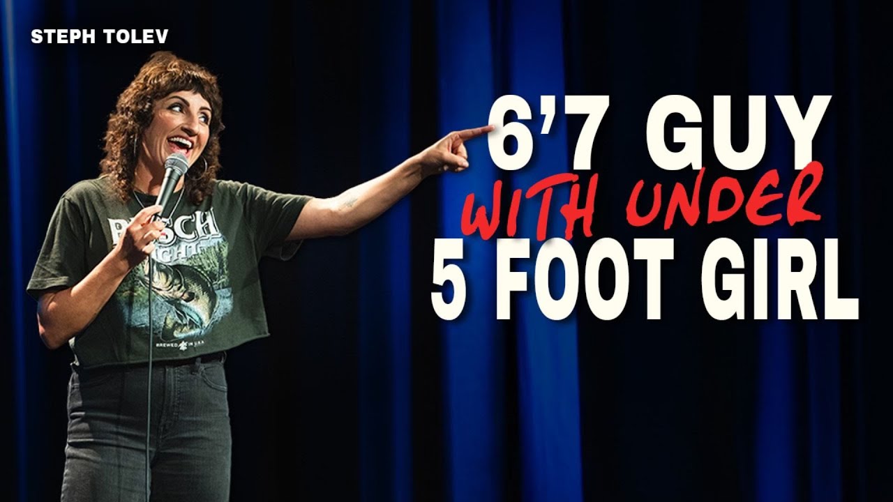 Парень ростом 6 футов 7 дюймов и девушка ростом ниже 5 футов (работа с толпой от Стефа Толева)