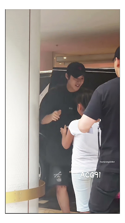 this hug #kimhyunjoong #hyunjoongaddict #henecia clips cr_as in video