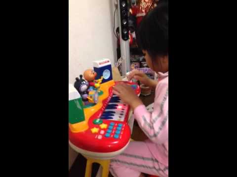 Oh my little girl Misaki love playing piano