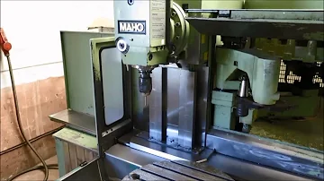 MAHO MAHO MH600 E2 CNC universal milling machine