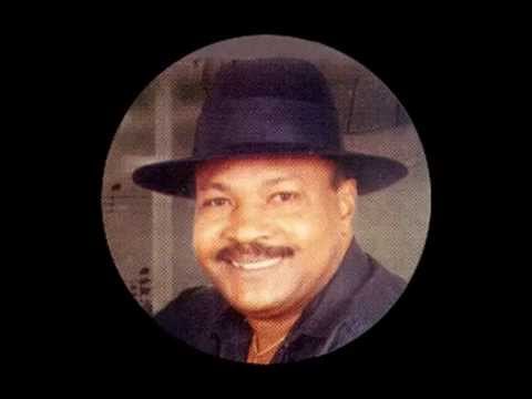 Cheché Abreu - Navidad con Cheché (Merengue) auf YouTube ansehen