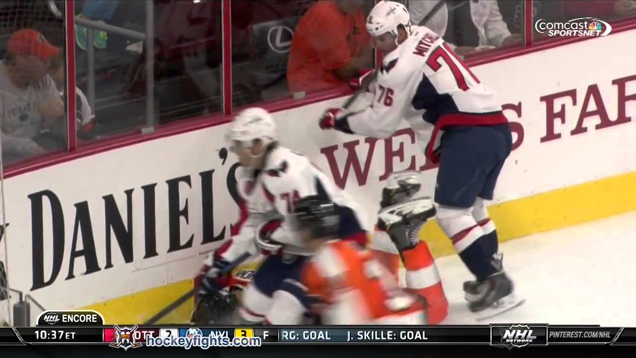 philadelphia flyers mascot gritty Garrett Mitchell vs Brayden Schenn Sep 22, 2014
