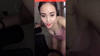 Yến Yến nhảy sexy khoe hàng cực ngon