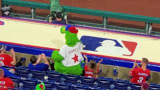 Philly Phanatic will steal your girl