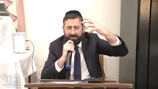 Tisha B'Av: Why We Don't Wear Tefillin on Tisha B'Av - An Original Approach