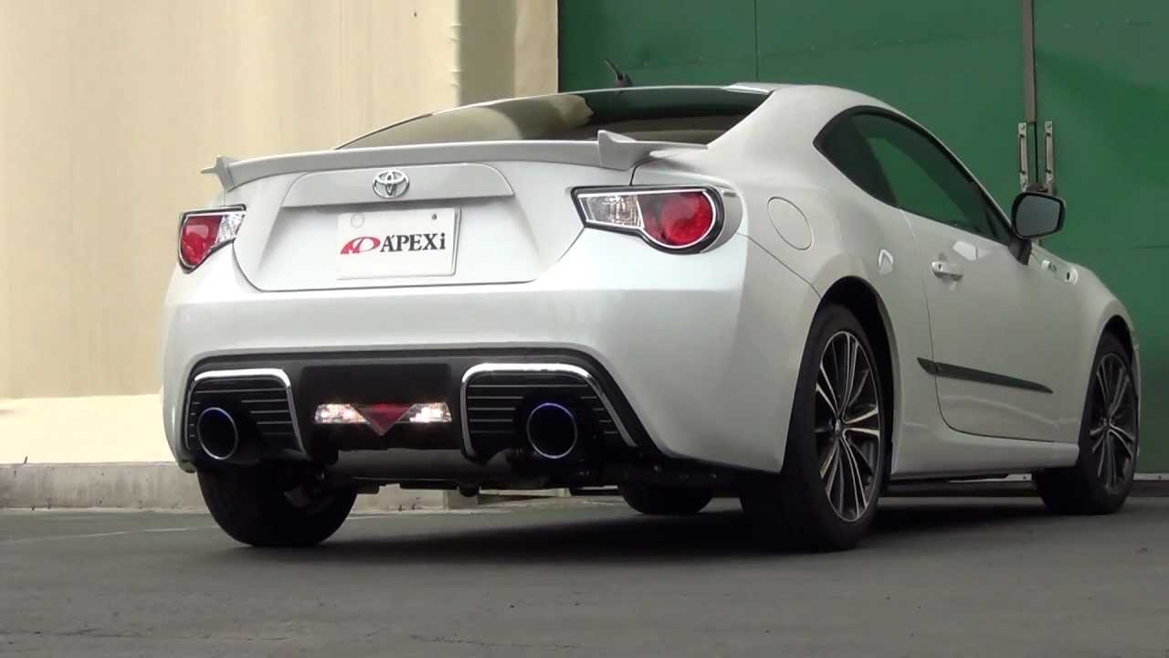 Toyota 86物語 05 後期用のマフラー選び 車検対応2本出し ねこのおしごと Toyota 86物語 05 後期用のマフラー選び 車検対応2本出し ねこのおしごと