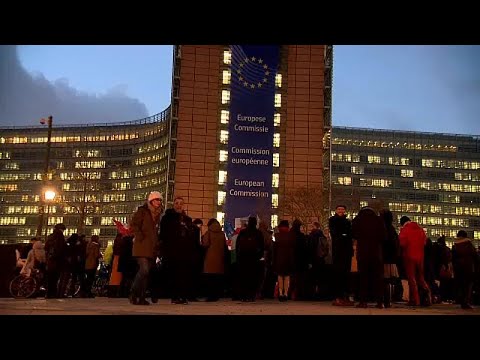 European party politics in turmoil before EU elections