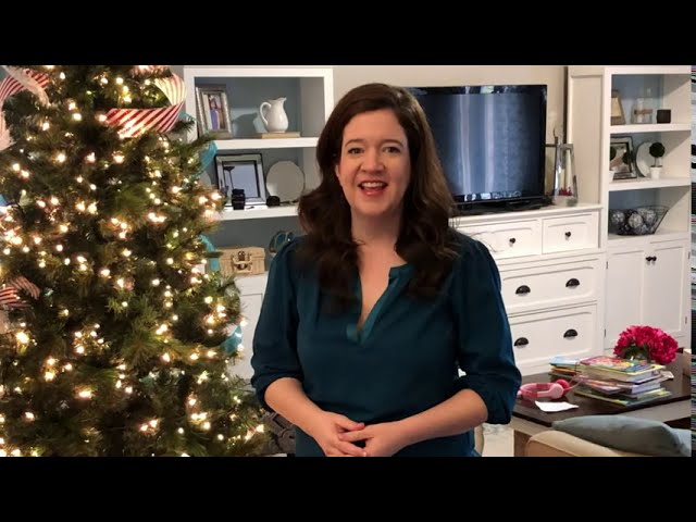 The Double - Triple Loop Ribbon Method for Decorating a Christmas Tree -  Happy Haute Home