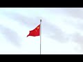 10月19日下午，天安门震撼降下国旗，现场几十个国家国旗引人注目