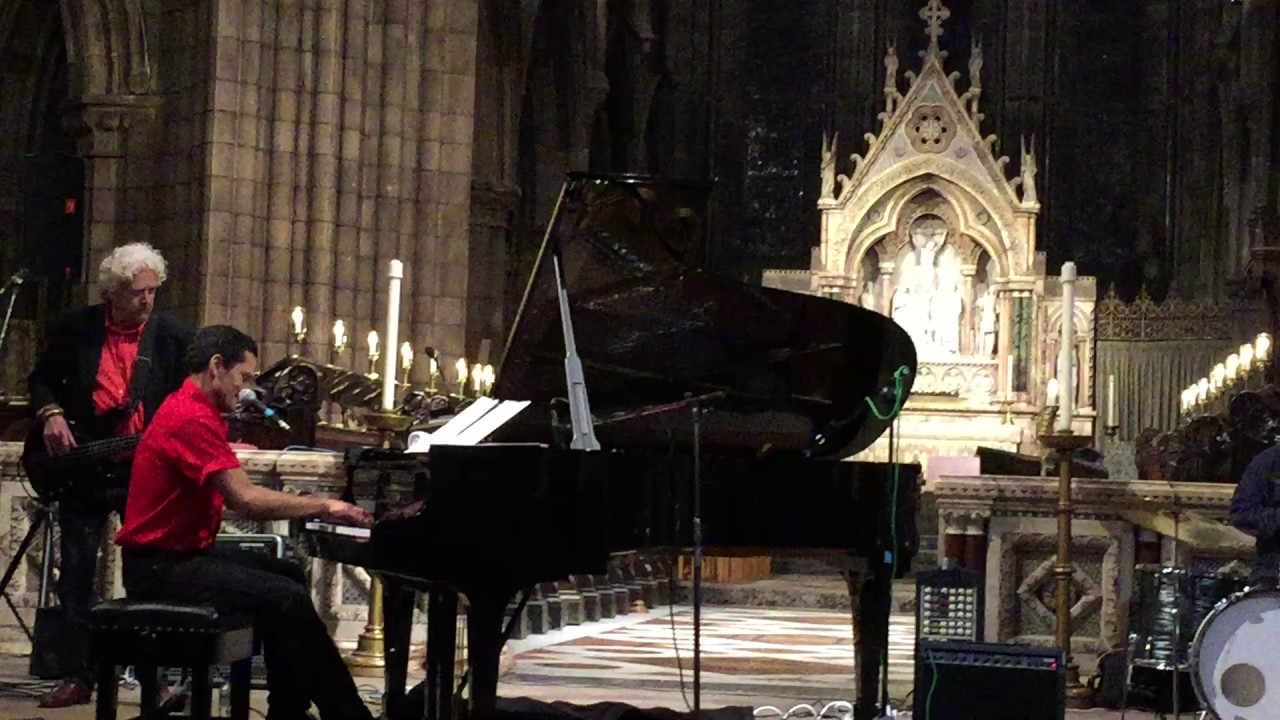 Daniel Smith blues piano (band)- Chicken & Egg