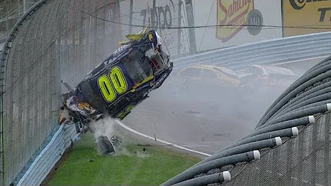 David Ragan, David Reutimann in big wrecks late at...