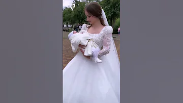 شوف العروس مخلفة طفل قبل زواج بسبوع والعريس انهزم 