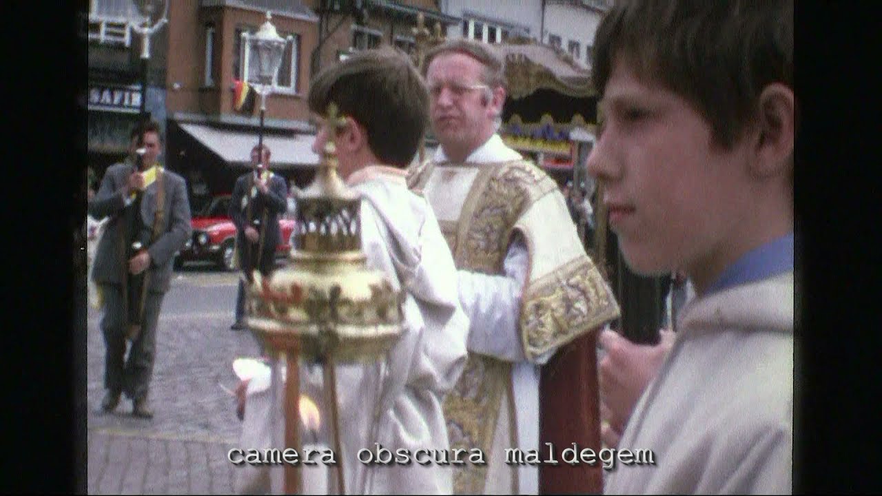 5409 De laatste tocht van het baldakijn en de monstrans - verloren erfgoed./VE-PROC1